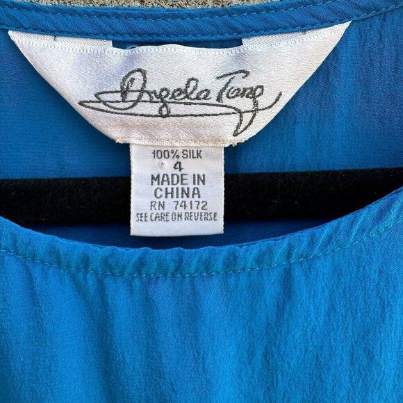 Angela Tong Womens 100% Silk Sleeveless Lightweight Minimalist Blue Blouse Top 4 - Picture 4 of 8